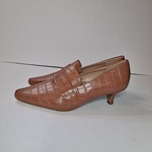Journee Collection Celina Pumps Brown Kitten Heel Square Toe Women's Size 8 WD